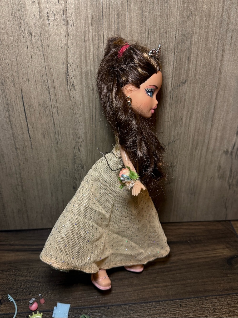 Vintage Bratz 2003 Formal Funk Dana Doll Limited Edition 2 Original Outfits Acc. - Picture 7 of 8